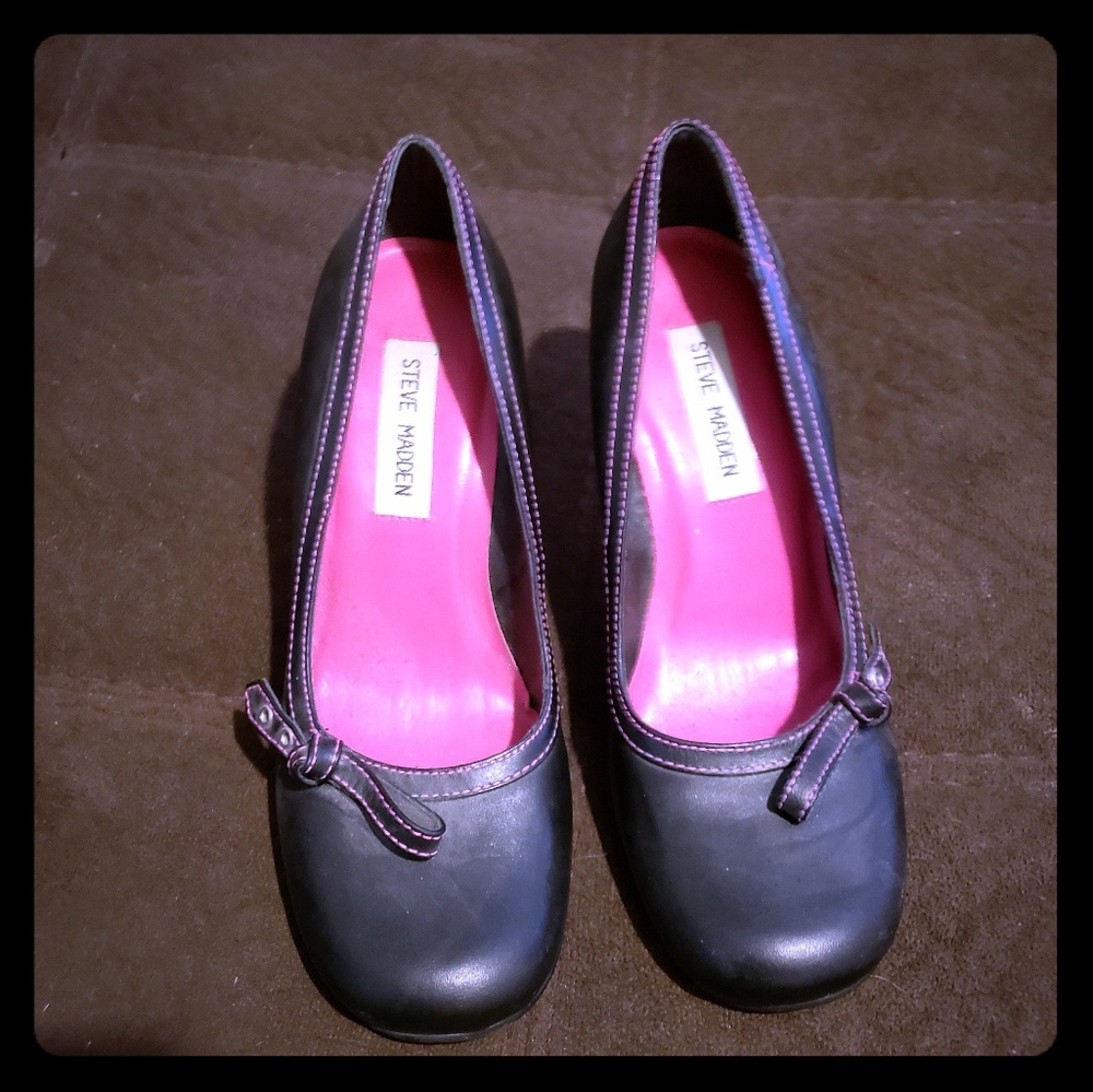 Steve Madden black and pink heels